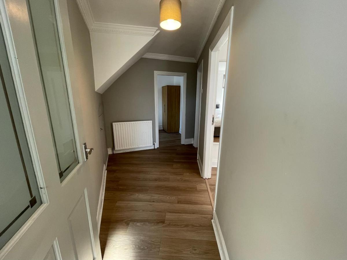 Huge Serviced Apartment With Free Parking Jesmond Экстерьер фото